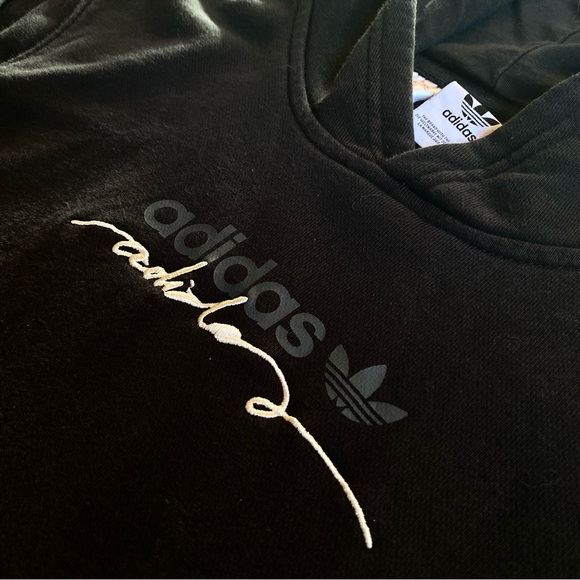 Adidas embroidered y2k hoodie - Picture 2 of 3